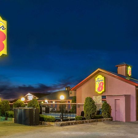 Super 8 By Wyndham Eastland Hotel Buitenkant foto