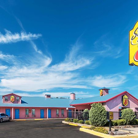 Super 8 By Wyndham Eastland Hotel Buitenkant foto